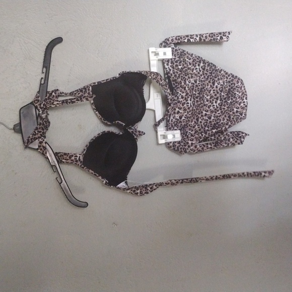 Colloyes Leopard Print Halter Bikini Set – Size S, Trendy Two-Piece Swimwear - Picture 3 of 7